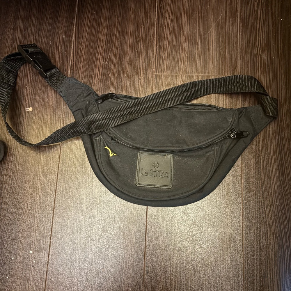 La SENZA Black Belt Bag